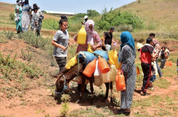 Les Femmes Et Les Filles Principales Victimes De La Crise De L Eau Et