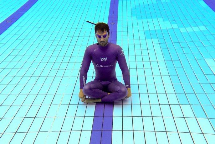 Vingt-neuf minutes sous l'eau, l'exploit à couper le souffle d'un apnéiste croate