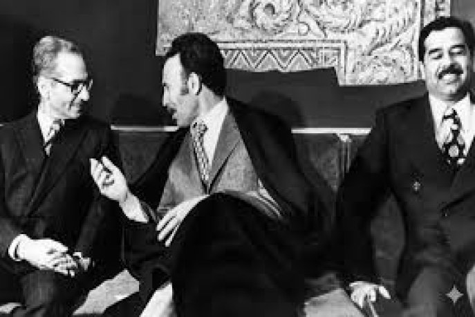 une-societe-qui-change-plus-vite-que-ses-propres-reperes-par-adnan-debbarh