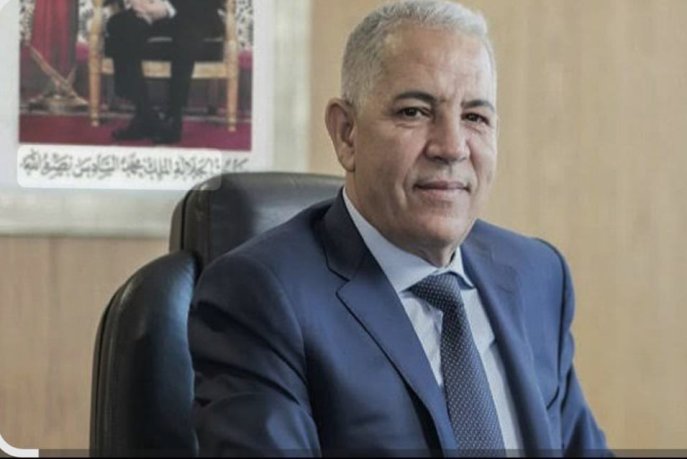 Abdellatif Amrani et Mohamed Ezzahaoui respectivement nouveaux Trésorier général et DG des Douanes et Impôts indirects.