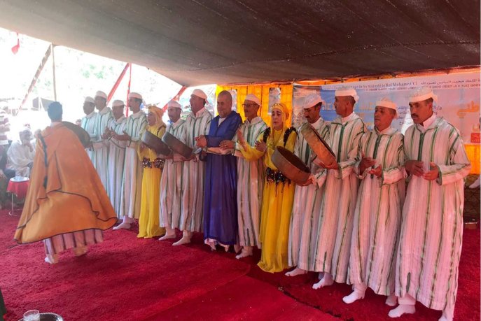 L’Ahidous à Ifrane,  Théâtre amateur à Marrakech, Mémoires imprimées à Essaouira er patrimoine à Paris
