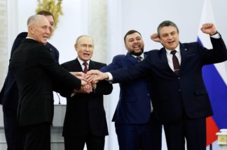 poutine-enterine-au-kremlin-l-annexion-de-quatre-territoires-ukrainiens
