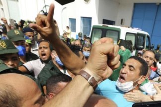 algerie-:-sept-detenus-d’opinion-en-greve-de-la-faim-depuis-le-15-janvier