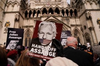 la-justice-britannique-demande-des-garanties-aux-etats-unis-pour-l’extradition-de-julian-assange