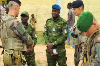 exercice-militaire-des-armees-ivoirienne-et-francaise-dans-le-centre--nord-de-cote-d’ivoire