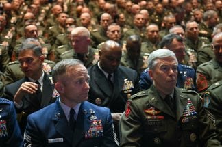 plus-de-woke-pour-le-chef-du-pentagone-carte-blanche-a-ses-combattants-pour