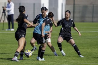 au-maroc-des-footballeuses-afghanes-font-de-l-exil-un-terrain-de-resistance
