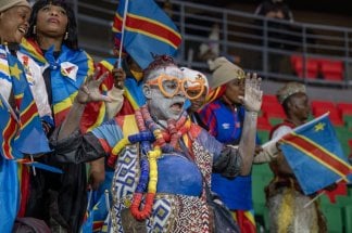 chroniques-dun-ballon-rouge-et-vert-rabat-reussit-au-congo-les-marocains