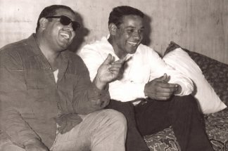 c-est-une-chanson-a-lombre-de-la-lune-–-par-redouane-taouil