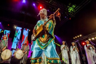 festivals-expositions-et-litterature-un-printemps-culturel-pour-un-ete-dansant-et-en-couleurs-