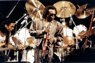 le-jazz-entre-memoire-blessee-et-liberte-conquise