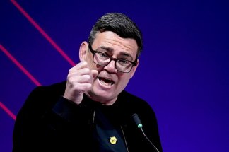 le-brexit-sinvite-dans-la-course-a-la-direction-du-parti-travailliste-–-par-abdelghani-aouifia