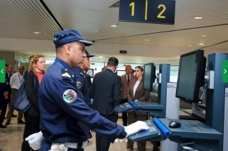 aux-journees-portes-ouvertes-de-la-dgsn-la-gouvernance-des-frontieres-au-coeur-des-debats-securit