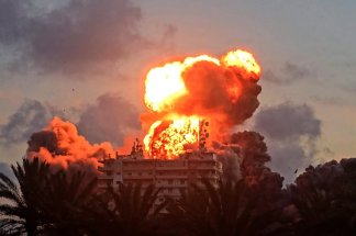 l-iran-et-les-etats-unis-saccusent-mutuellement-le-liban-sous-le-feu-d’israel