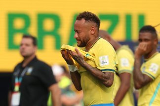 mondial-neymar-un-dernier-penalty-et-des-larmes