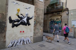 Espagne: le patron de la Liga accuse la Fifa de "détruire l'industrie du foot"