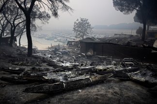Incendies en Europe : fragile amélioration sous la menace d’une nouvelle vague de chaleur
