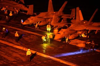 Iran–États-Unis : Téhéran appelle à arrêter la guerre tandis que Washington durcit l’étau économique