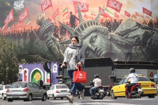 Iran–États-Unis : l’escalade militaire embrase la région et secoue les marchés de l’énergie
