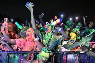 La jeunesse ivoirienne s'entiche du biama, danse frénétique des quartiers populaires