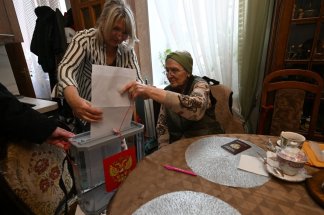 Législatives en Russie: le parti de Poutine remporte un nombre record de sièges